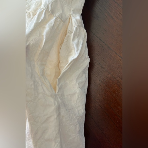 Unity Union White Sleeveless Dress - Picture 11 of 13